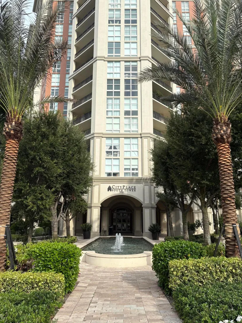 550 OKEECHOBEE Boulevard 825, West Palm Beach
