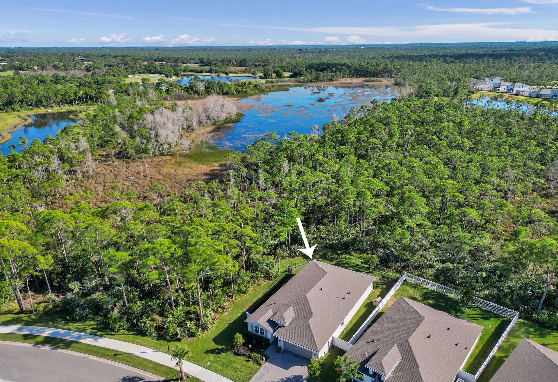 6651 SE Park Trace Drive, Stuart