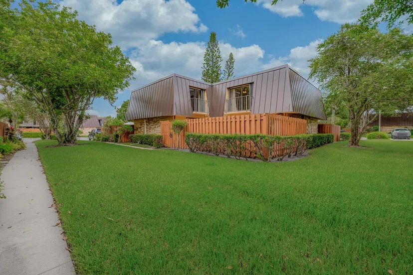 Sold Sep 2026 · 6455 SE Windsong Lane 105, Stuart