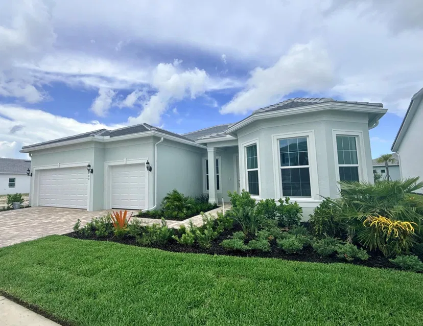 Sold Sep 2026 · 10400 SW Highpointe Drive 120 Stellar, Stuart