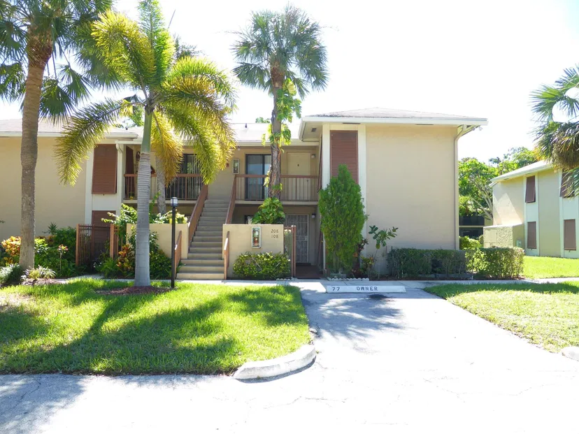 Boca Towers Unit A208