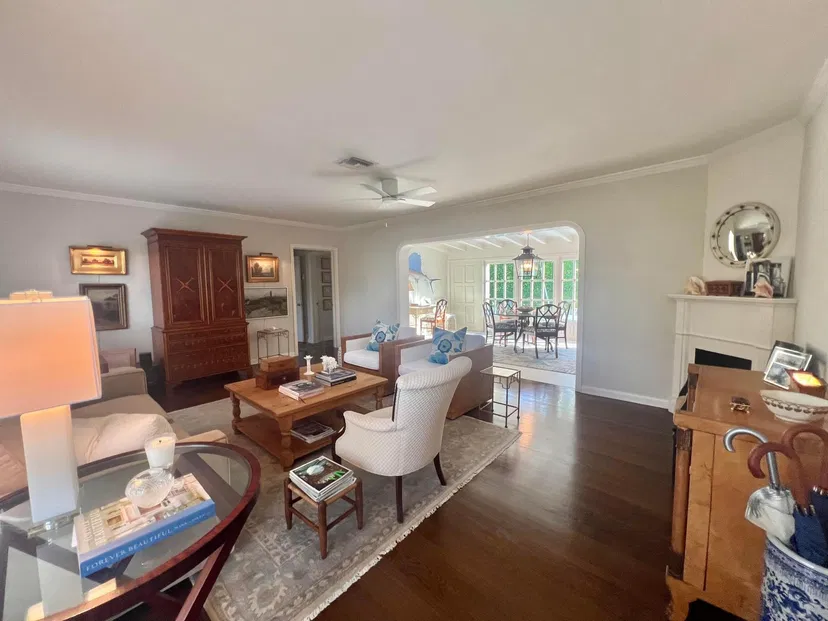 230 Colonial Lane — photo 4