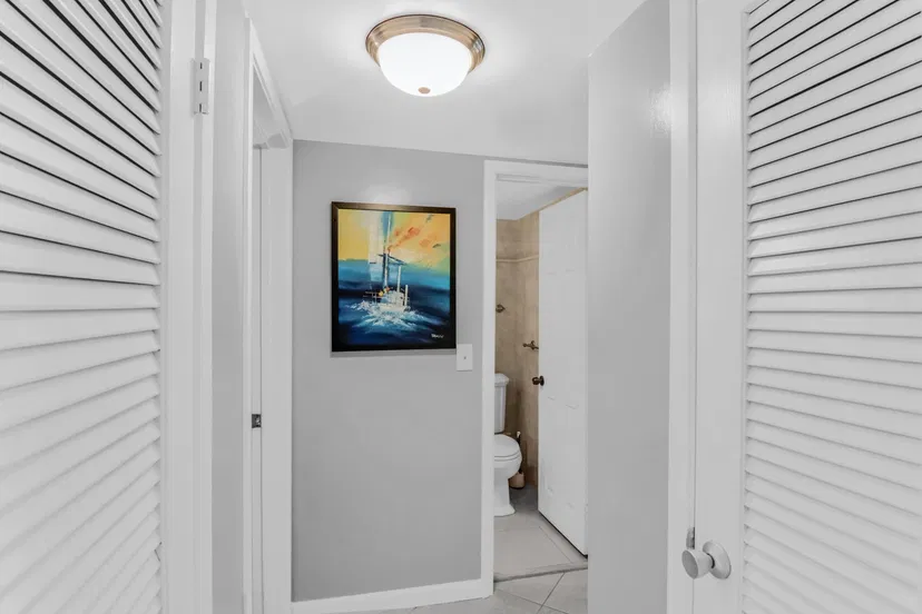 139 SUNRISE Avenue #103 — photo 4
