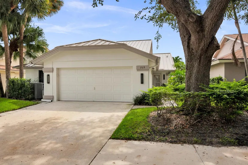233 River Park Drive, Jupiter