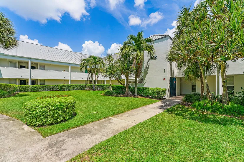 1605 S US HIGHWAY 1 M2-108, Jupiter
