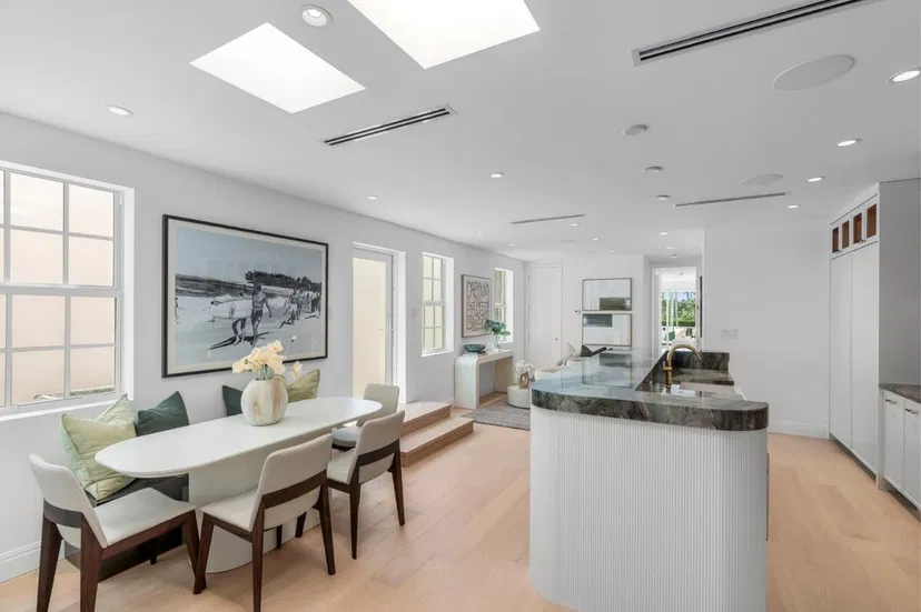 255 ROYAL POINCIANA Way #2nd floor — photo 5