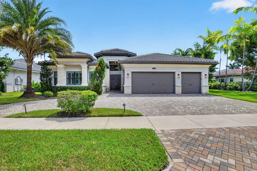 Oaks At Boca Raton