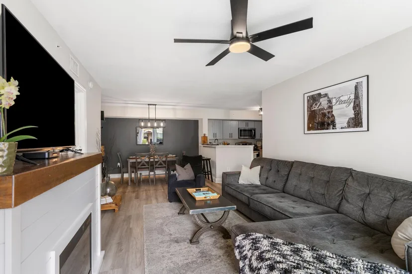 4041 SAN MARINO Boulevard 202, West Palm Beach