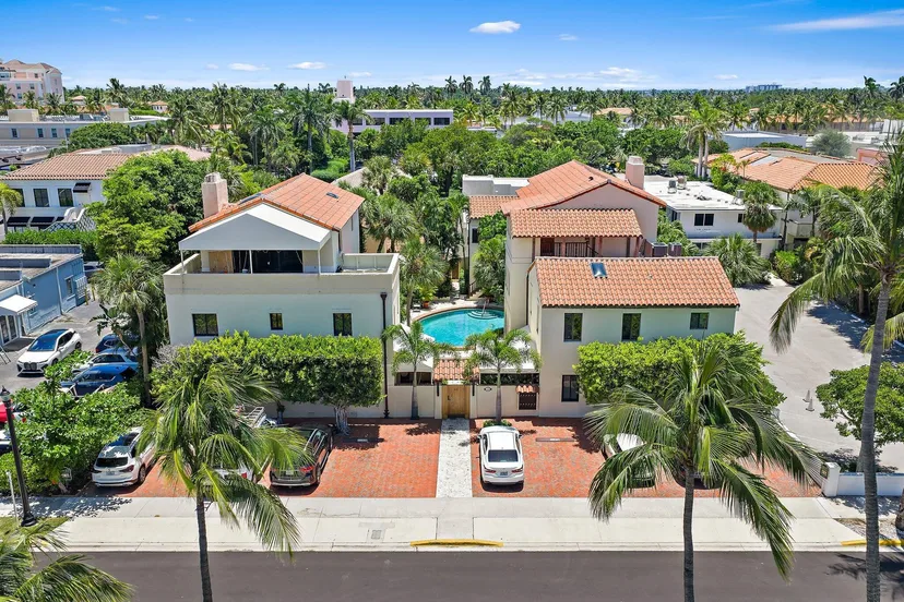 300 Ocean Boulevard
