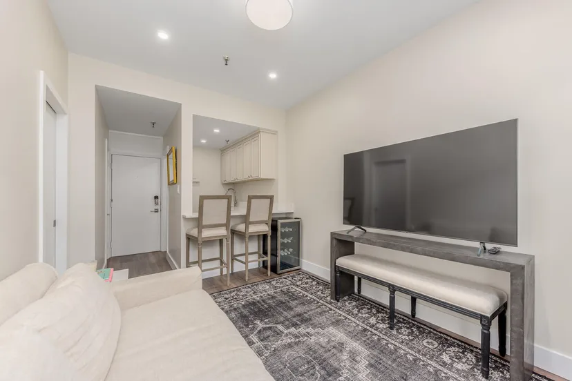 235 SUNRISE Avenue #2211 — photo 4