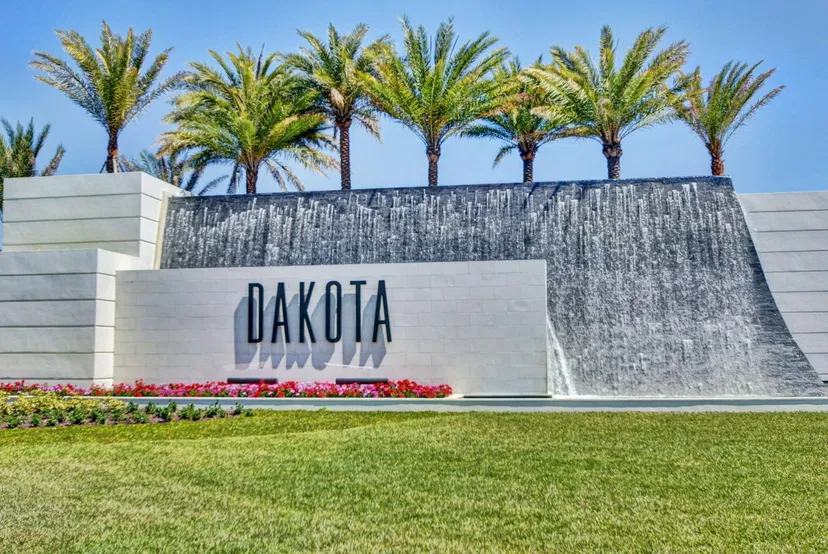 Saturnia Boca Raton
