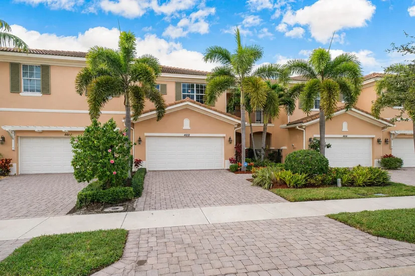 4612 Cadiz Circle, Palm Beach Gardens
