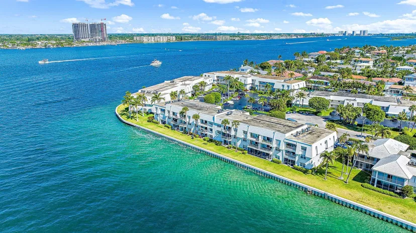 Singer Island Unit 257