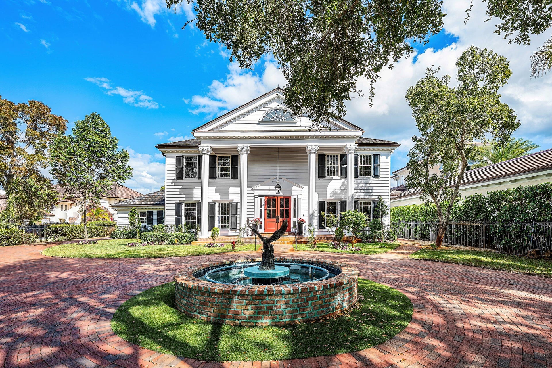 Heritage Oaks