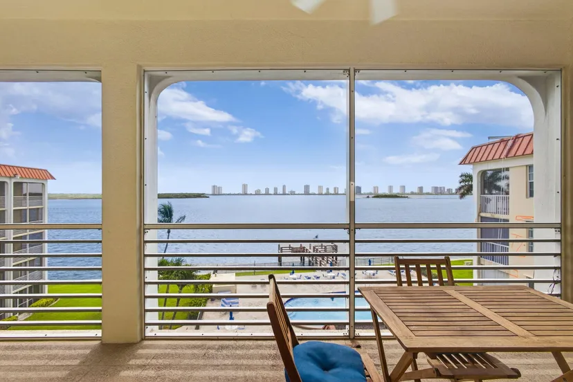 Paradise Harbour North Palm Beach Unit 501