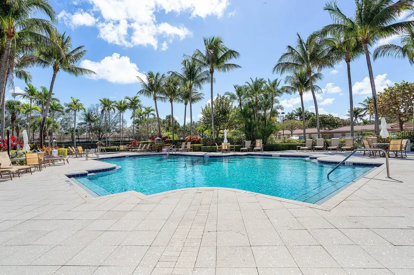 4907 MIDTOWN Lane 1416, Palm Beach Gardens