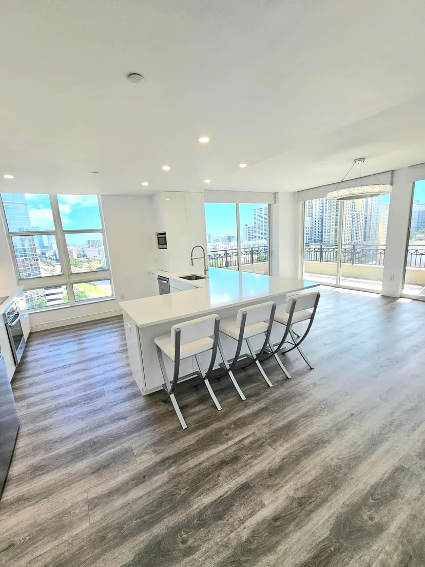 550 OKEECHOBEE Boulevard 1402, West Palm Beach