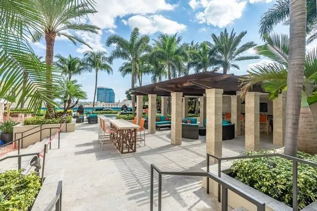 550 OKEECHOBEE Boulevard 1008, West Palm Beach