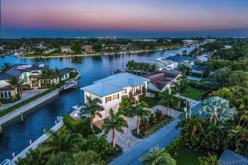 12898 S Shore Drive, Palm Beach Gardens