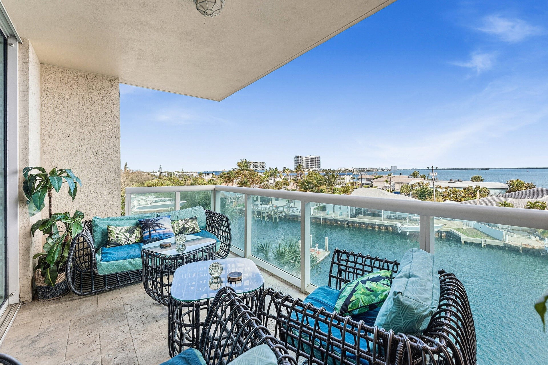 Marina Grande Riviera Beach Unit 401
