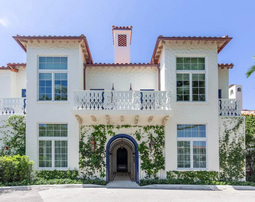  Unit 202