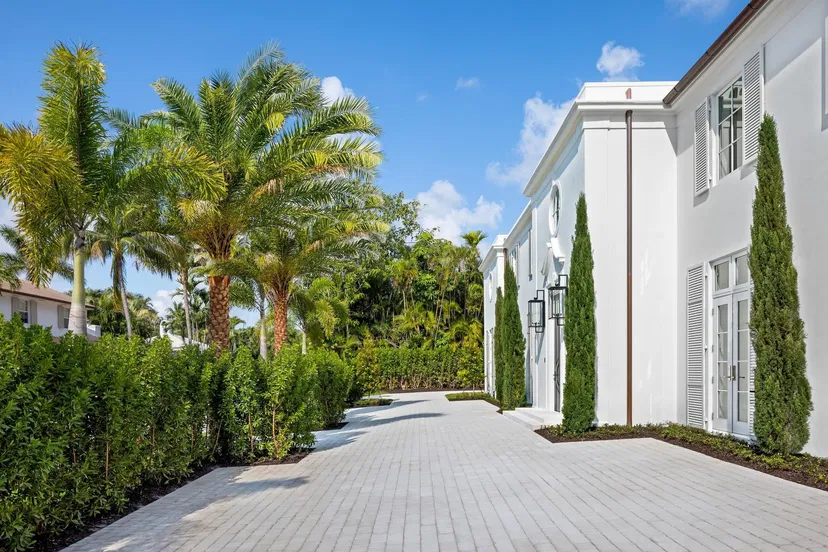 301 Plantation Road — photo 4