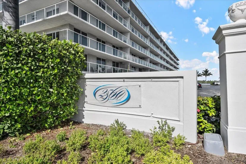 South Palm Beach