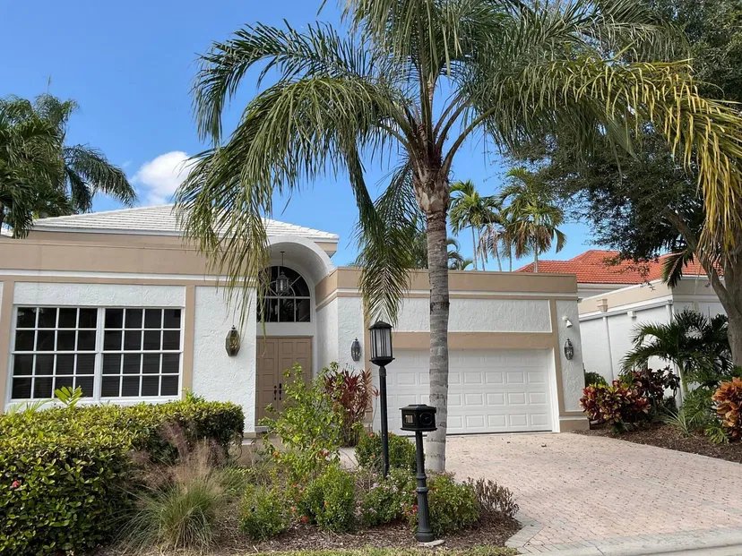 Boca Grove