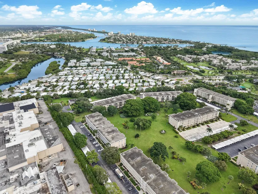 Ocean Trail A1A Jupiter Unit 402 O