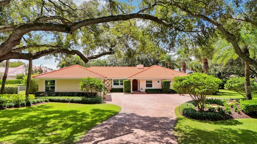 Tequesta Country Club