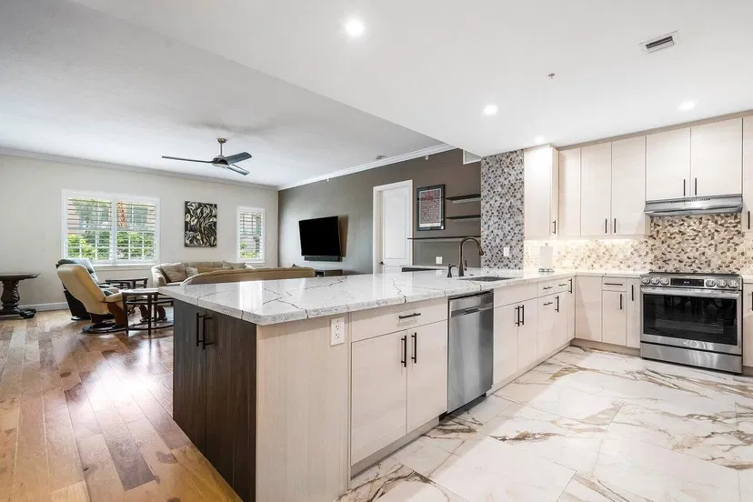 200 NE 2nd Avenue 209, Delray Beach