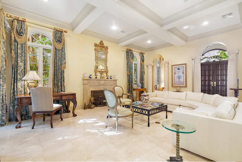 446 Brazilian Avenue — photo 4