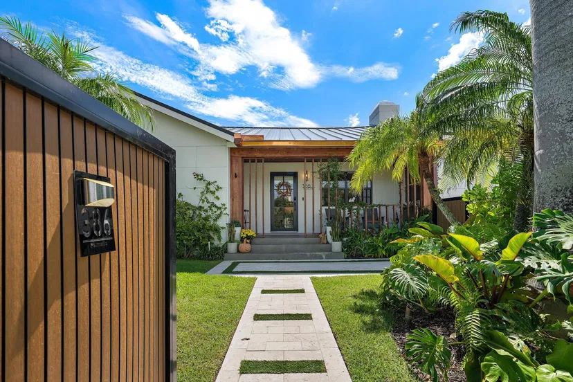 SoSo West Palm Beach