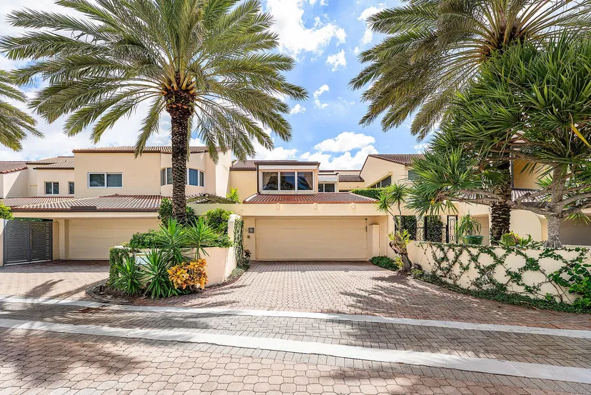 13 Sloans Curve Drive, Palm Beach