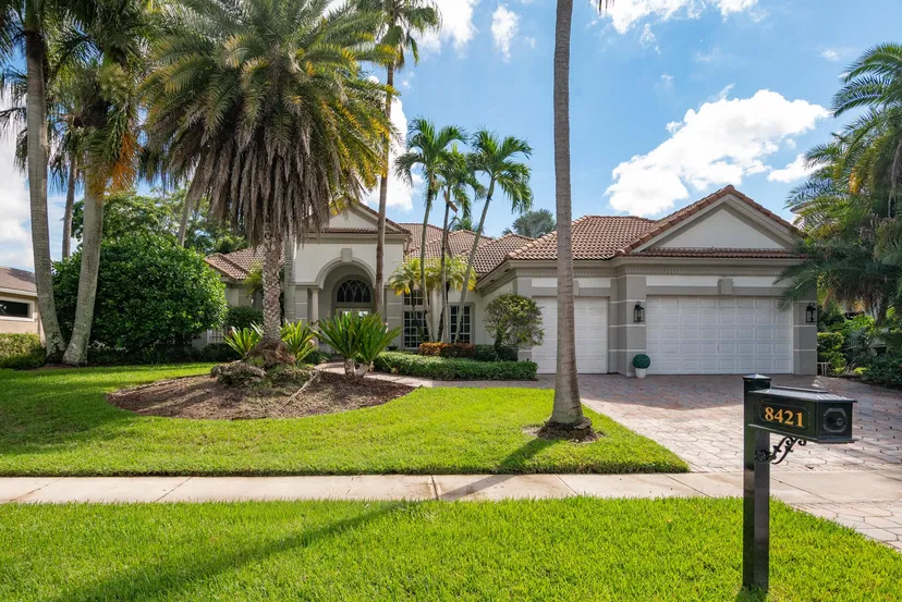 8421 Egret Lakes Lane, West Palm Beach