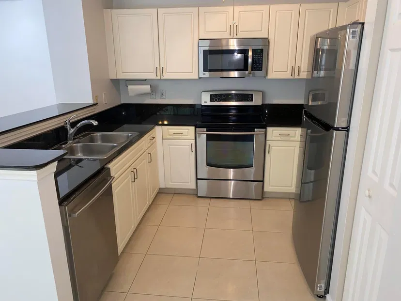 Courtyards in Cityplace Unit 408