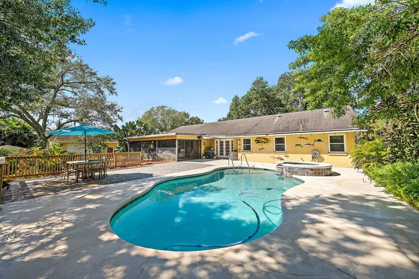 15606 87th Trail N, Palm Beach Gardens