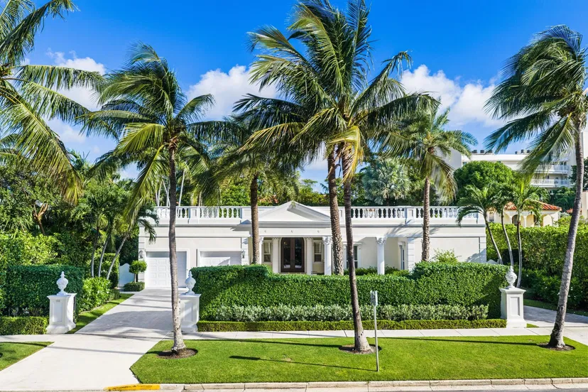 133 BRAZILIAN Avenue, Palm Beach
