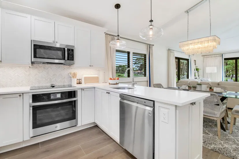 815 Club Drive, Palm Beach Gardens