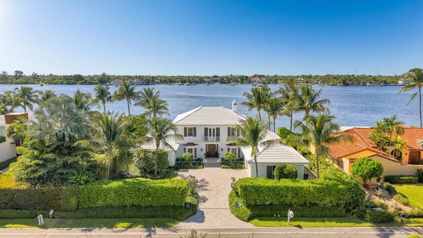 2284 Ibis Isle Road W — photo 2