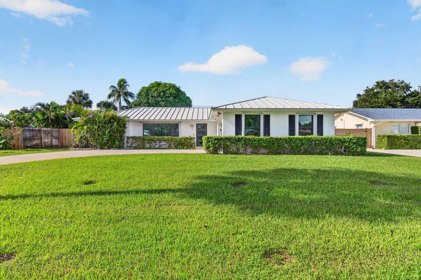 3776 DOGWOOD Avenue, Palm Beach Gardens