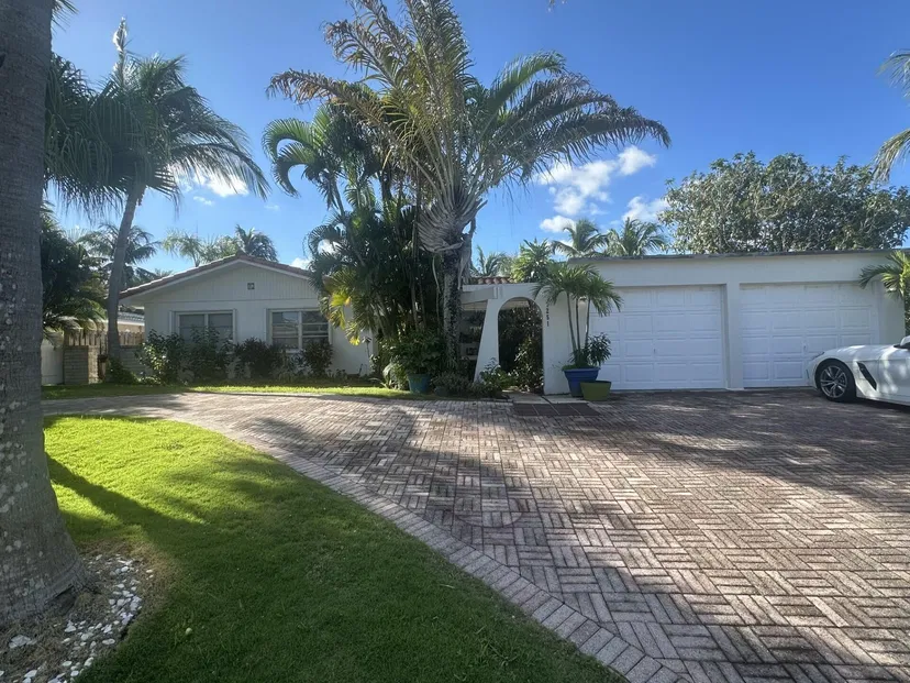 Palm Beach Shores