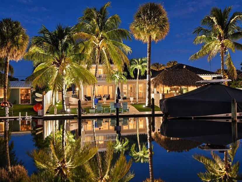 906 Dolphin Drive, Jupiter