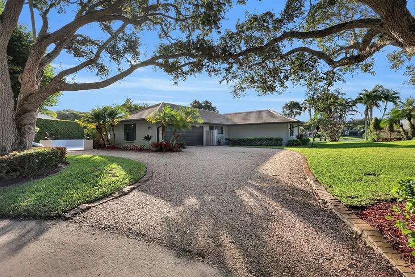 10158 SE ACORN Way, Jupiter