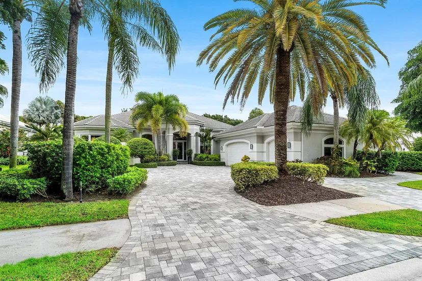 58 SAINT GEORGE Place, Palm Beach Gardens
