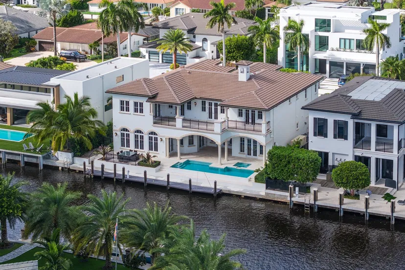 540 GOLDEN HARBOUR Drive, Boca Raton