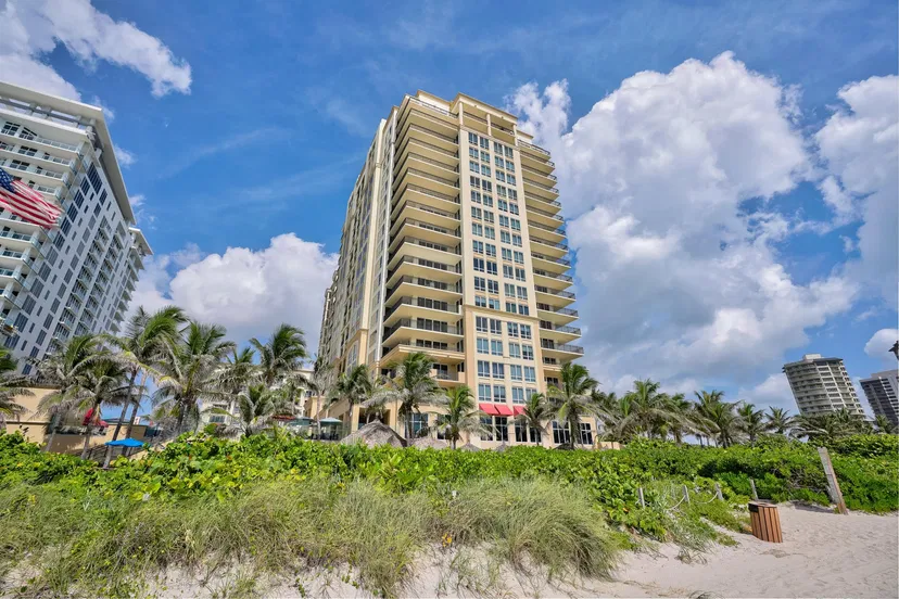 Renaissance on the Ocean Unit 414