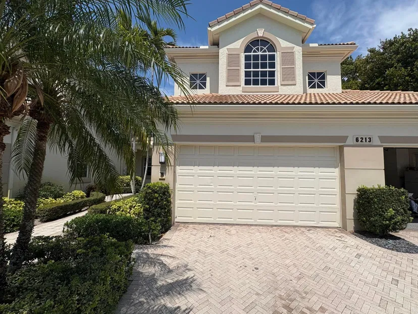 6213 Island Walk B, Boca Raton