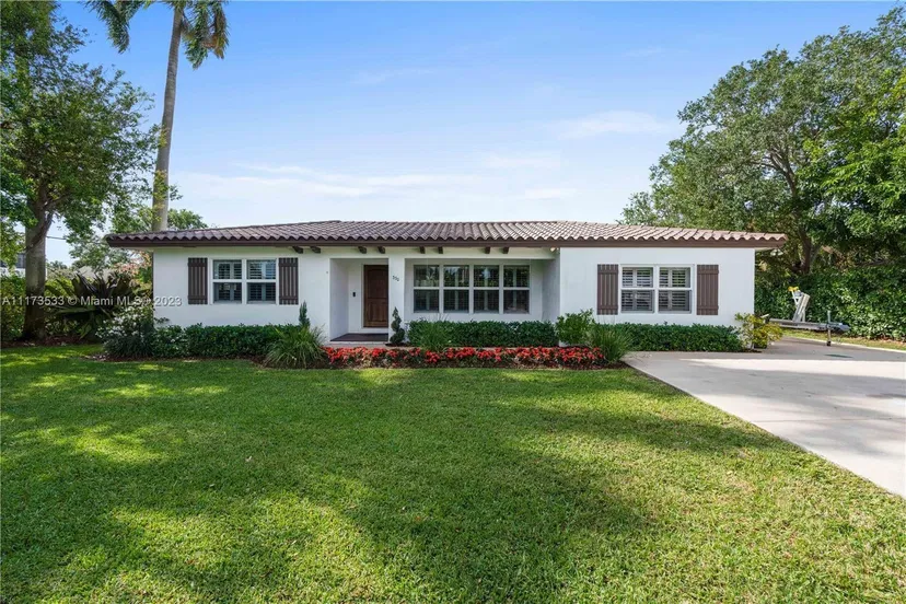330 CENTER Street, Jupiter