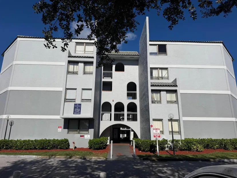 Presidential Place Unit 307